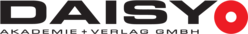 DAISY Logo, Schriftzug in schwarzen Versalien, dahinter ist ein roter Punkt mit weißer Mitte gesetzt, Daruter steht Akademie und Verlag GmbH